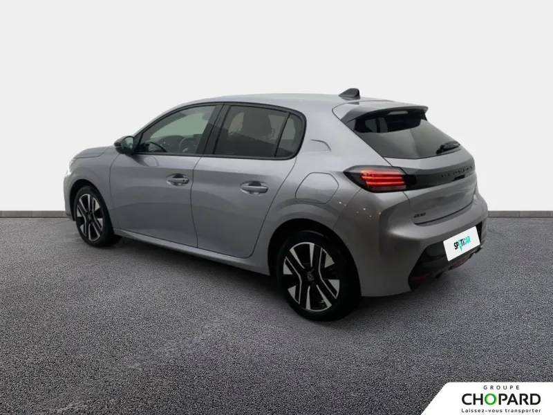 Image secondaire du véhicule 8