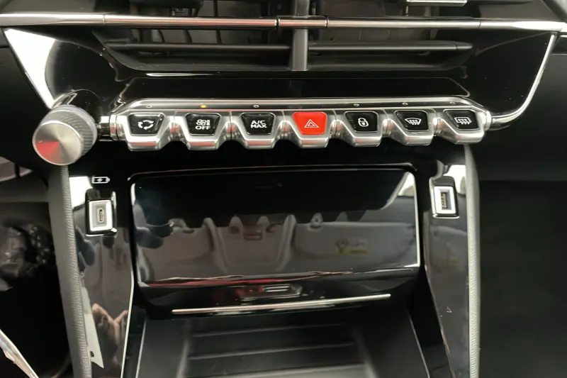 Image secondaire du véhicule 17