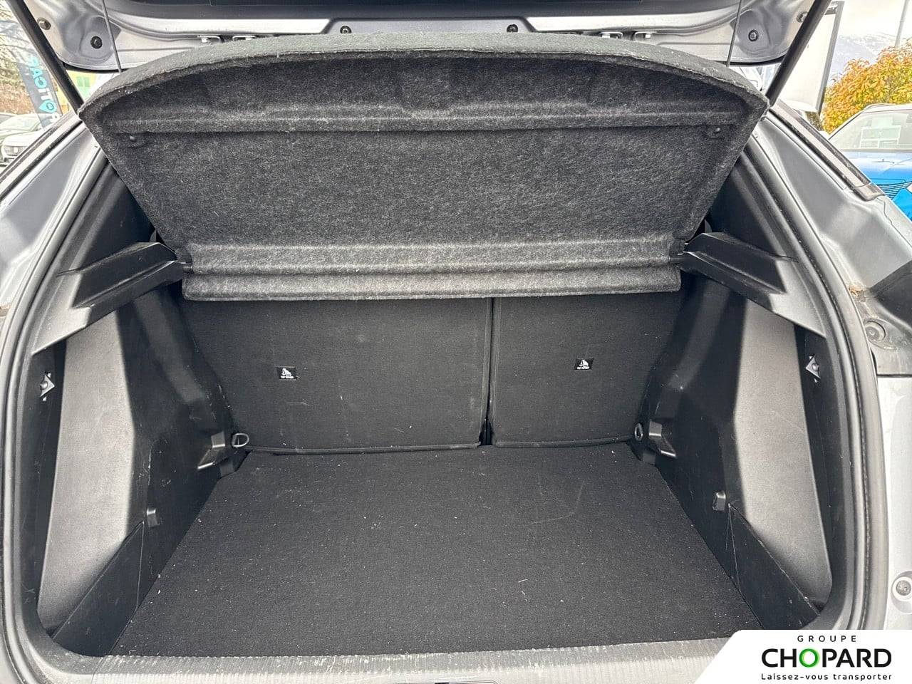 Image secondaire du véhicule 9