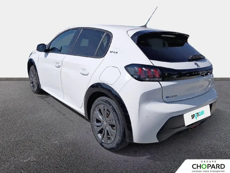 Image secondaire du véhicule 8