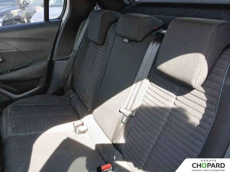 Image secondaire du véhicule 12