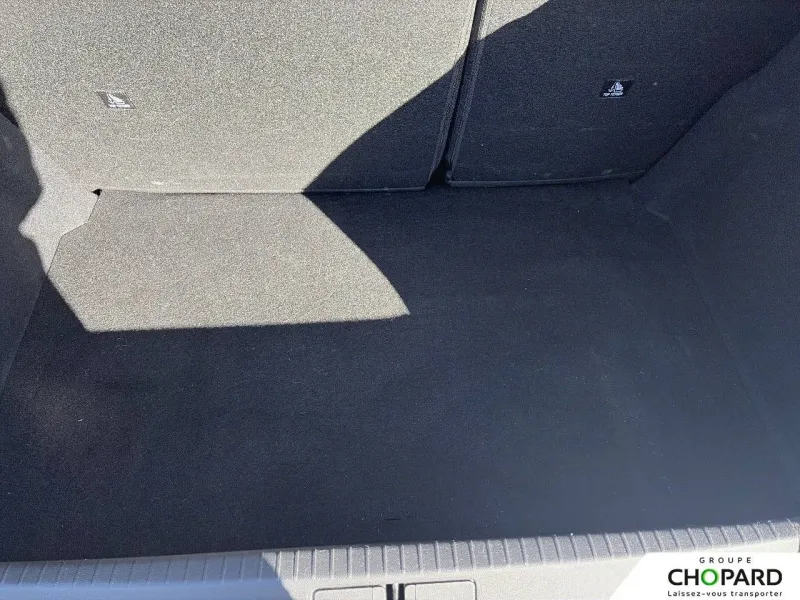 Image secondaire du véhicule 9