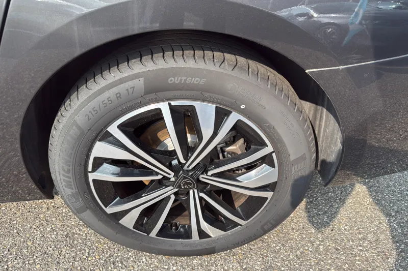 Image secondaire du véhicule 13