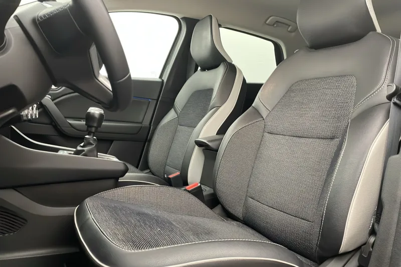 Image secondaire du véhicule 14