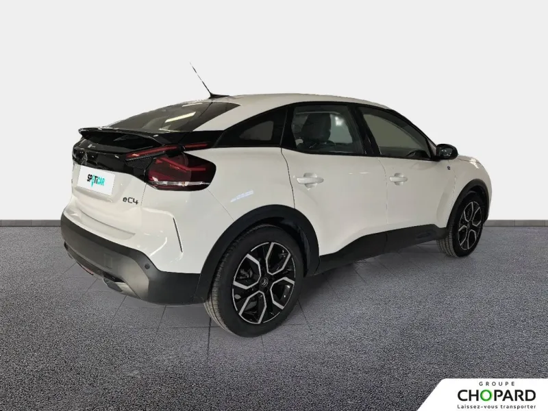 Image secondaire du véhicule 9