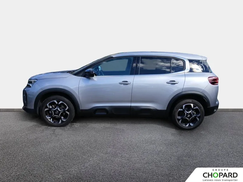 Image secondaire du véhicule 10