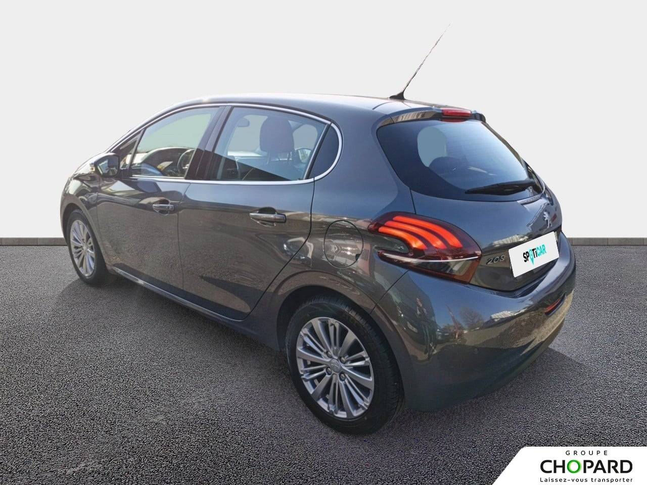 Image secondaire du véhicule 8