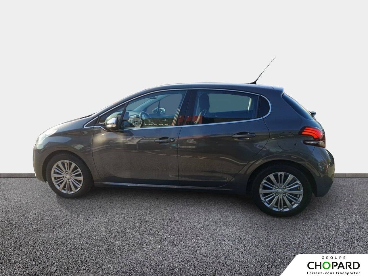 Image secondaire du véhicule 10