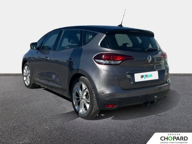 Image secondaire du véhicule 8