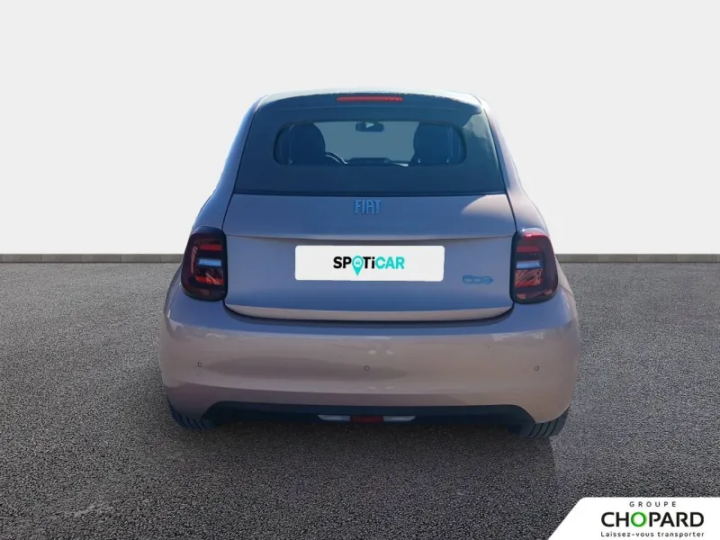 Image secondaire du véhicule 6