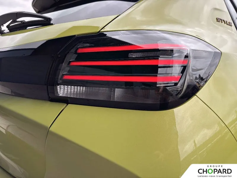 Image secondaire du véhicule 12