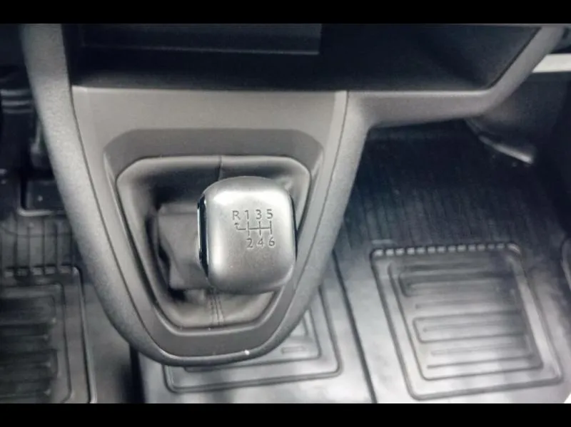 Image secondaire du véhicule 20