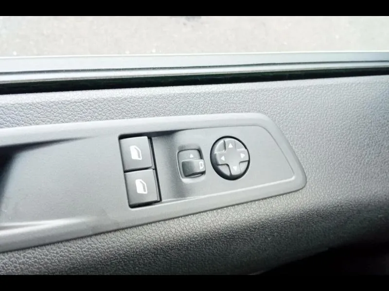 Image secondaire du véhicule 21