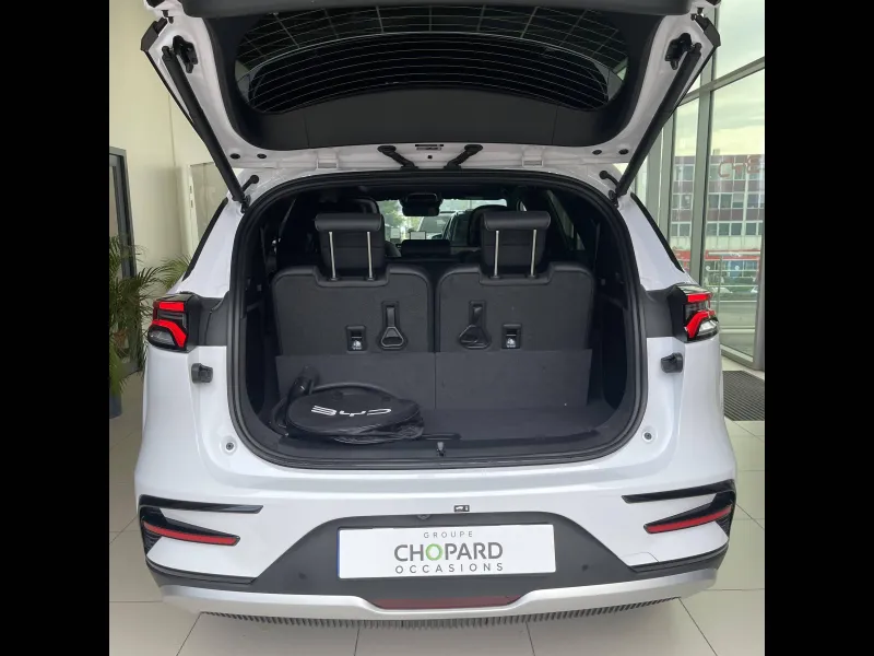 Image secondaire du véhicule 23