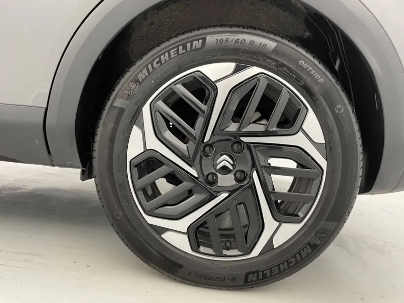 Image secondaire du véhicule 17