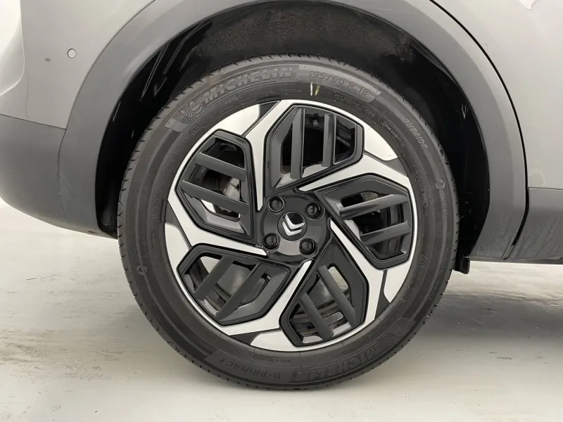 Image secondaire du véhicule 20