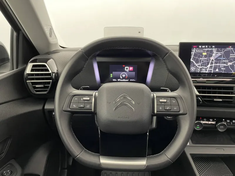 Image secondaire du véhicule 24