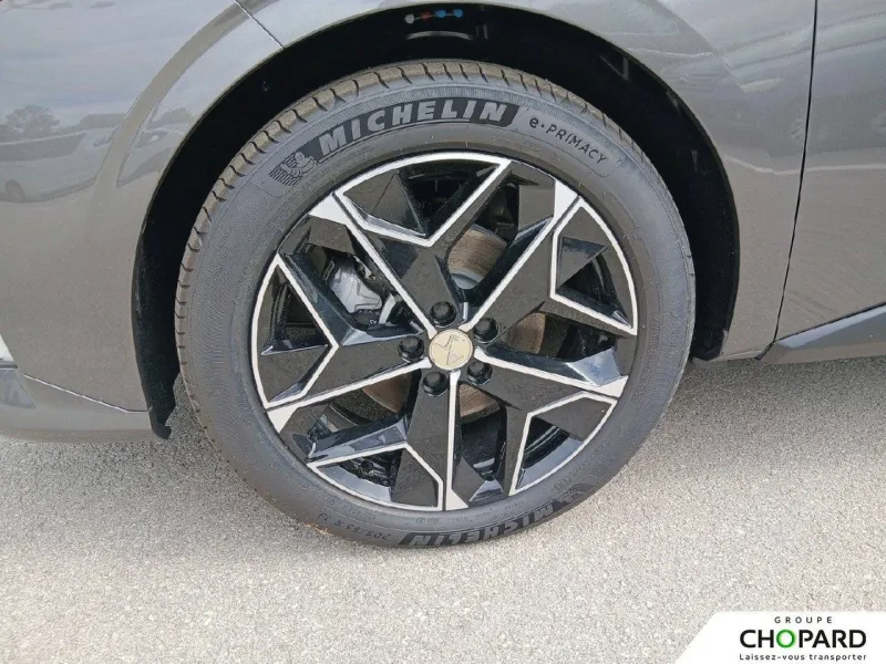 Image secondaire du véhicule 23