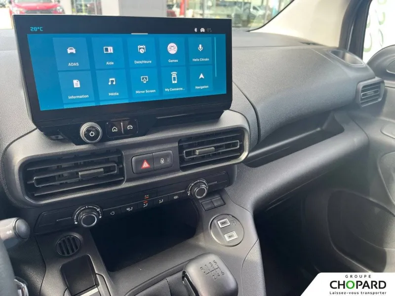 Image secondaire du véhicule 19