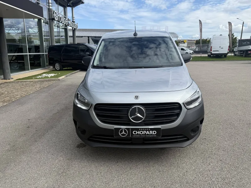 Image secondaire du véhicule 4