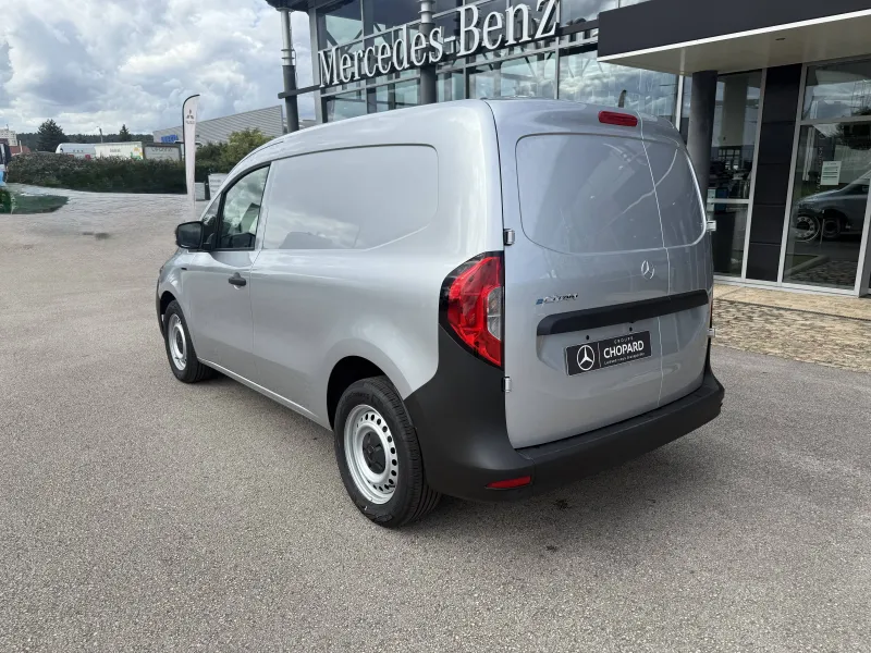 Image secondaire du véhicule 7