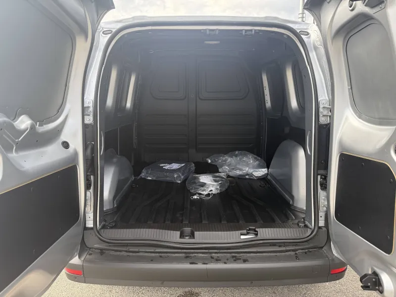 Image secondaire du véhicule 8