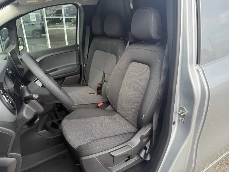 Image secondaire du véhicule 11