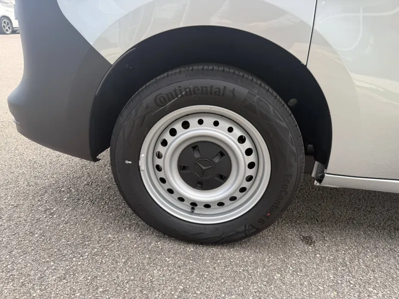 Image secondaire du véhicule 22