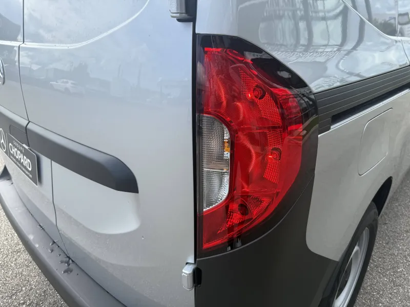 Image secondaire du véhicule 24