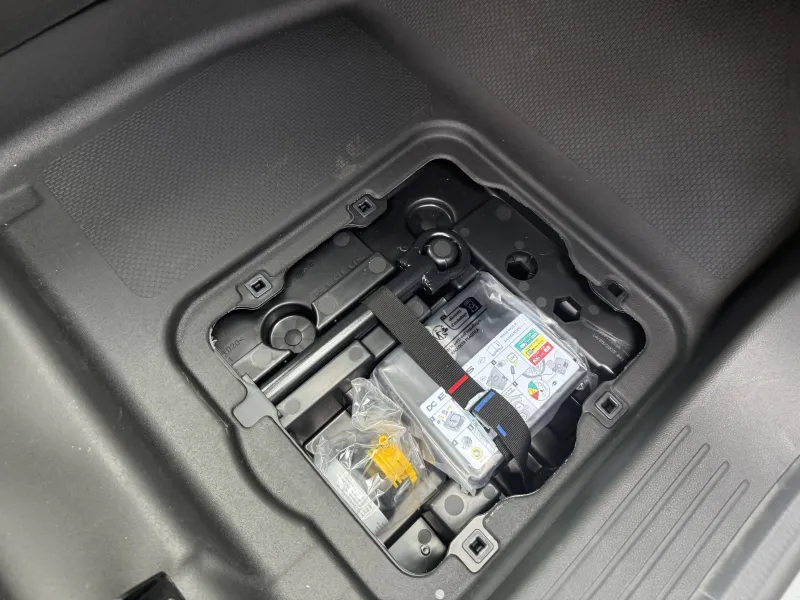 Image secondaire du véhicule 25