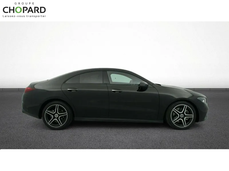 Image secondaire du véhicule 11