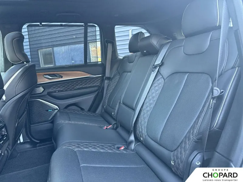 Image secondaire du véhicule 12