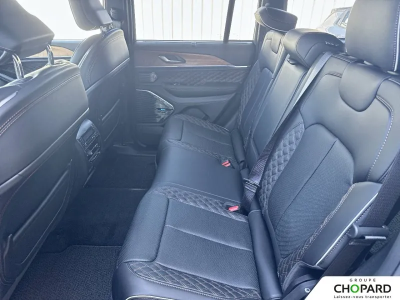 Image secondaire du véhicule 12