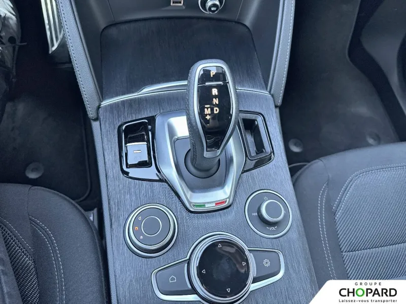 Image secondaire du véhicule 19