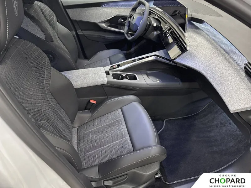 Image secondaire du véhicule 11