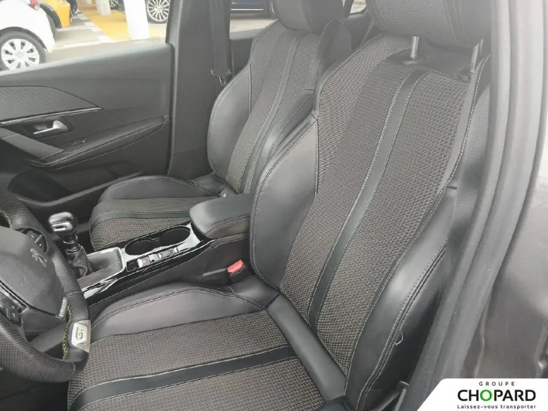 Image secondaire du véhicule 12