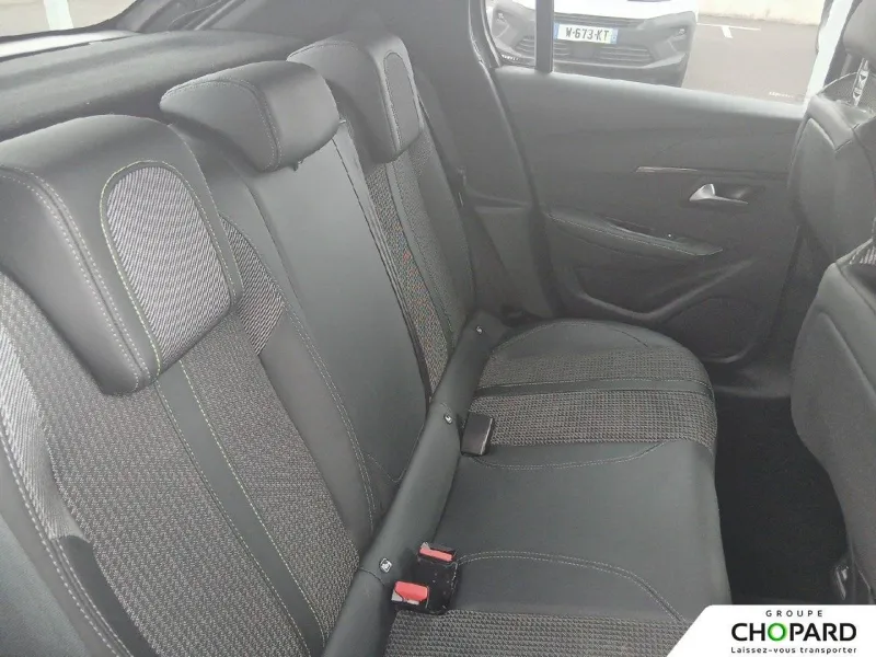 Image secondaire du véhicule 21