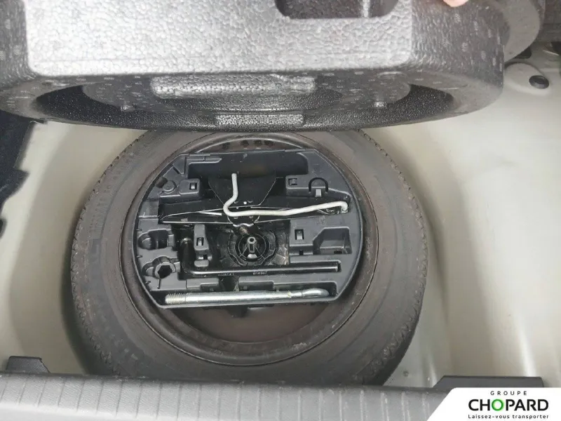 Image secondaire du véhicule 25