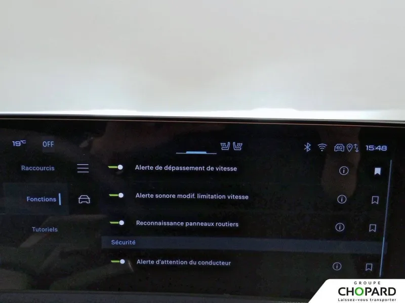 Image secondaire du véhicule 12