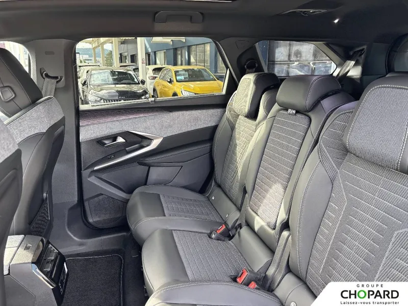 Image secondaire du véhicule 21