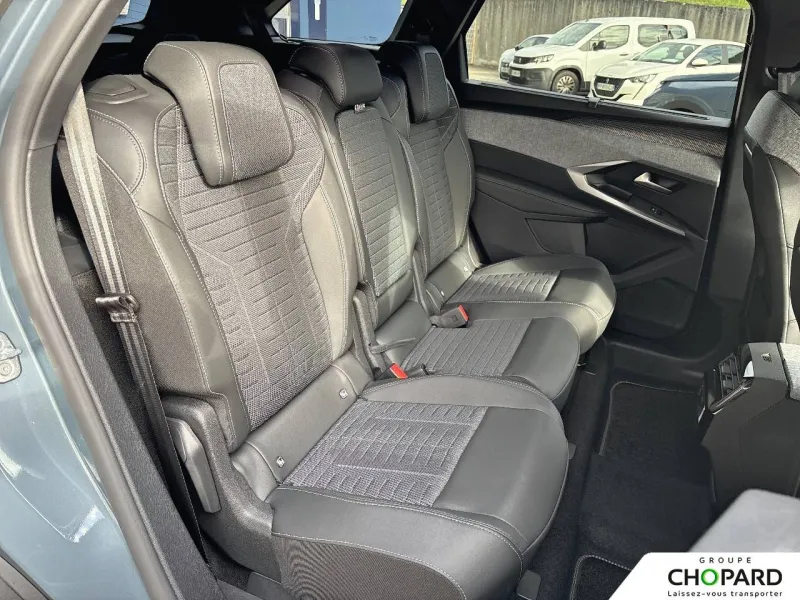 Image secondaire du véhicule 22