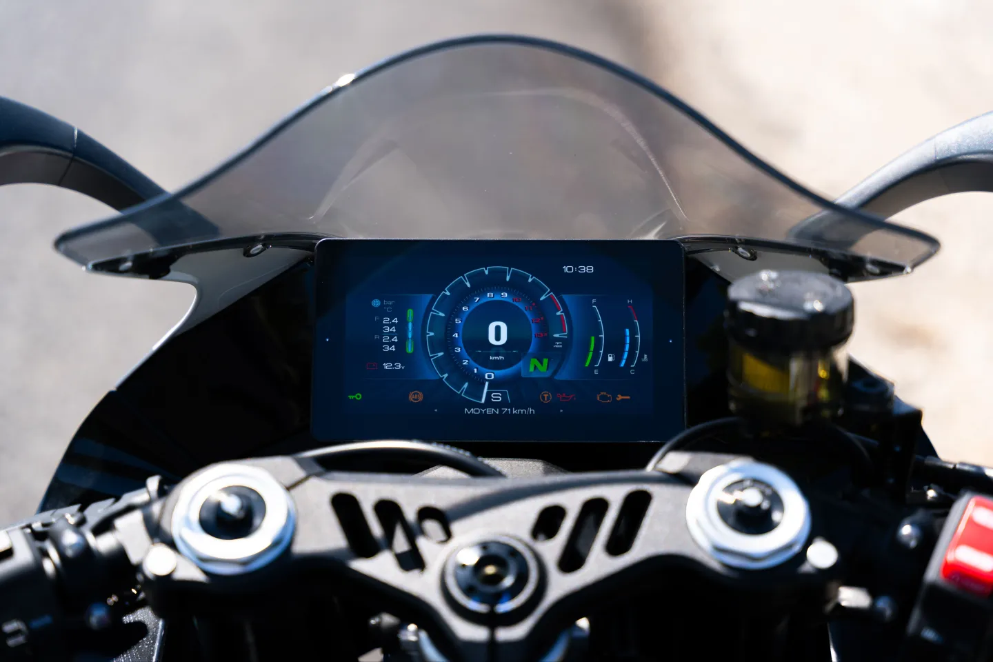 ZONTES 703 RR : ecran de bord