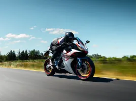 Zontes 703 RR : La sportive radicale à portée de main