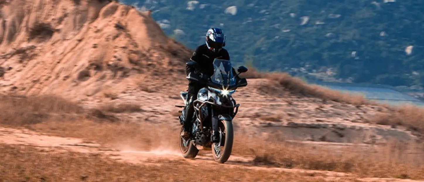 Zontes 350 T : Chemin de montagne