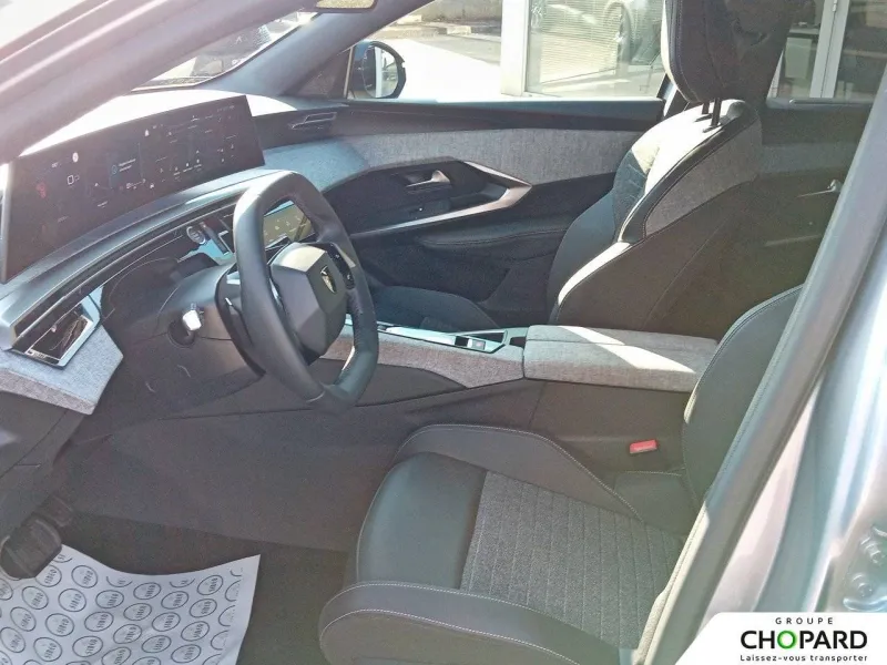 Image secondaire du véhicule 11