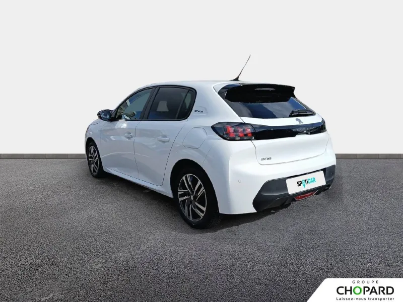 Image secondaire du véhicule 8