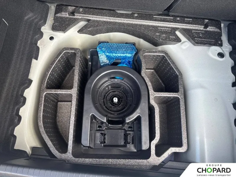 Image secondaire du véhicule 22