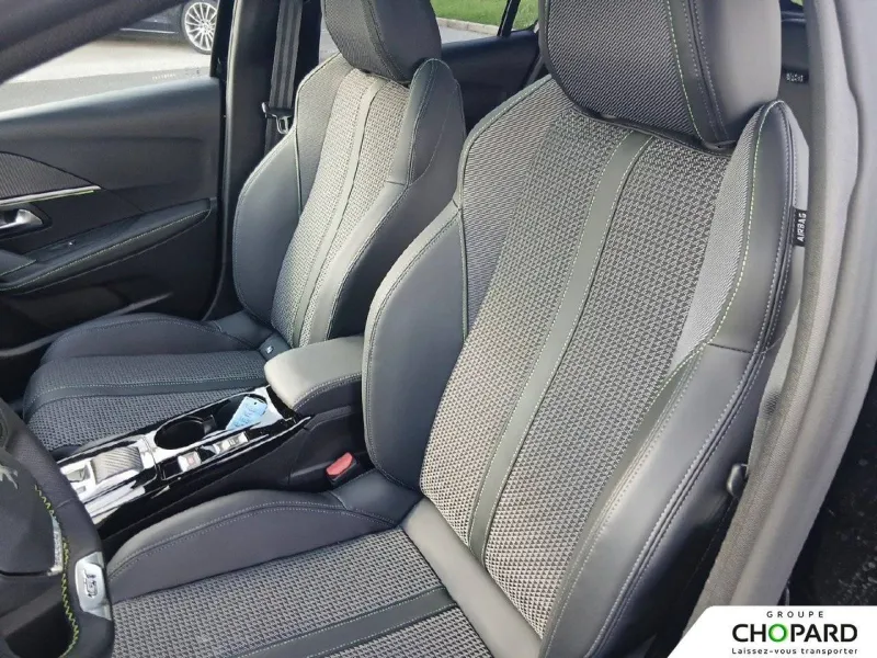 Image secondaire du véhicule 12