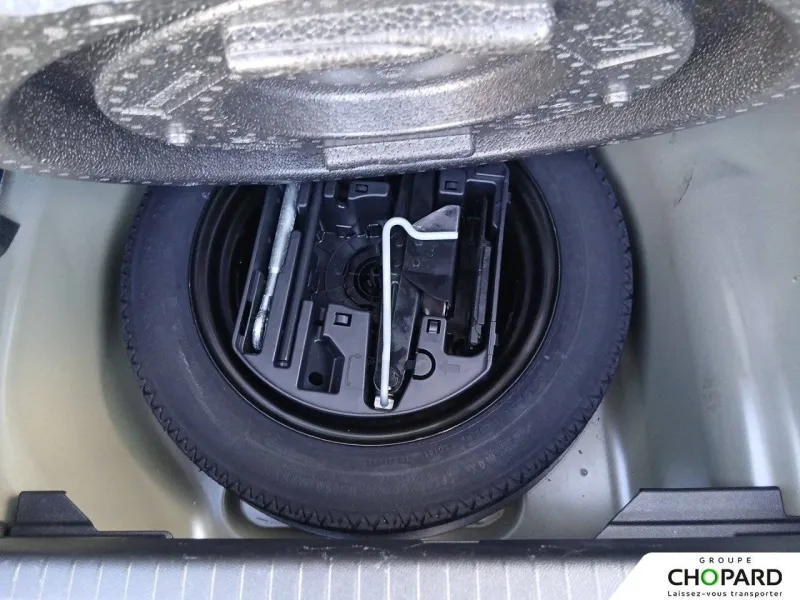 Image secondaire du véhicule 25