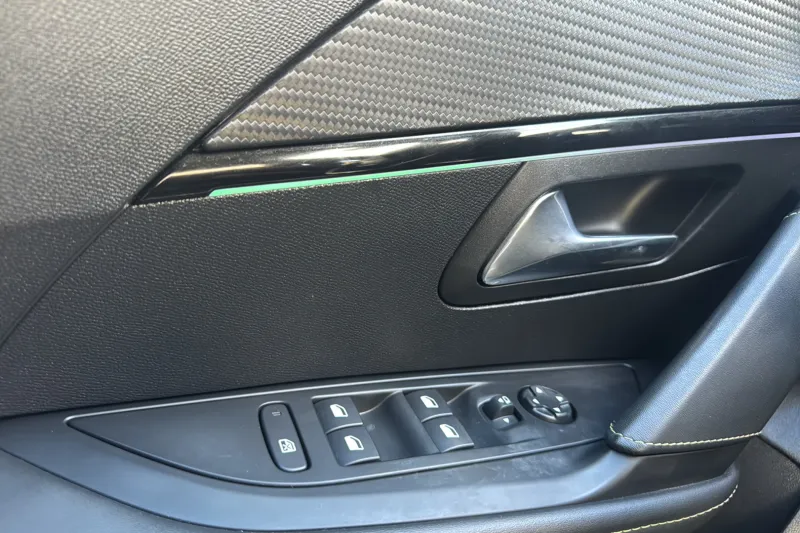 Image secondaire du véhicule 32